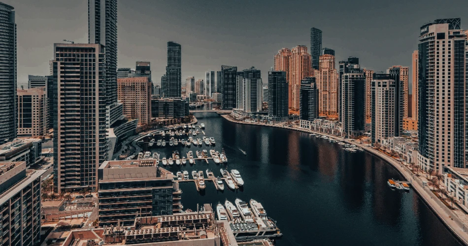 Public Transport in Dubai: How to Get Around Without a Car