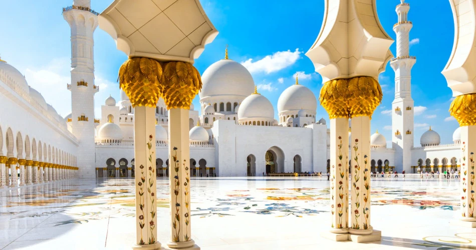Dubai vs. Abu Dhabi: Which UAE City Should You Visit?