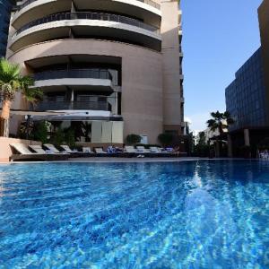 Majestic City Retreat Hotel ( Formerly Majestic Hotel Tower) Dubai 