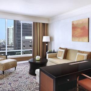 The Ritz-Carlton Executive Residences Dubai 