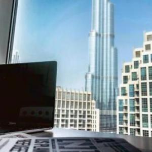 LUX | Sweeping Skyline View Across The Dubai Opera Dubai 