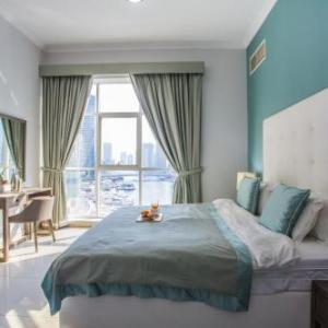 Luxury Marina Waterview Family Apartment Dubai 