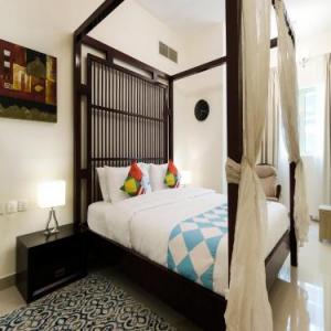OYO 233 Home Marina Suites Dubai 