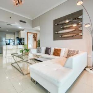 Modern 3BR in Ocean Heights Dubai Marina by Deluxe Holiday Homes 