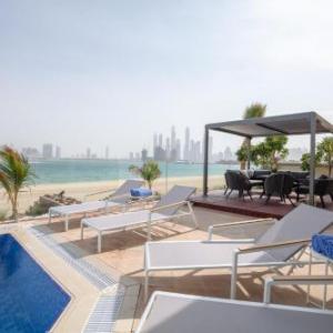 Gorgeous Beachfront Villa 5BDR Private Pool