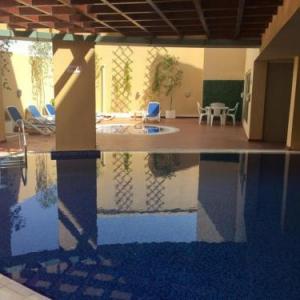 Signature Holiday Homes - Icon Tower 2 BHK Apartment JLT Dubai