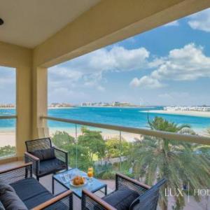 LUX - The Shoreline Beach House Dubai 