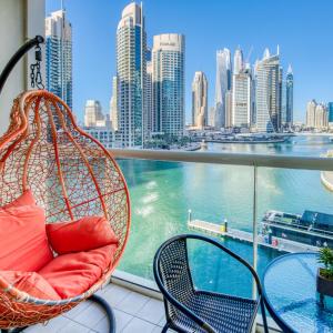 One Bedroom Modern Apartment in Marina View Towers B by Deluxe Holiday Homes