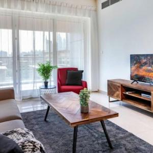 Modern 2 BDR Near Internet City Netflix Pool