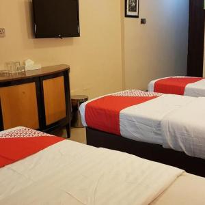 Roy Sand Hotel