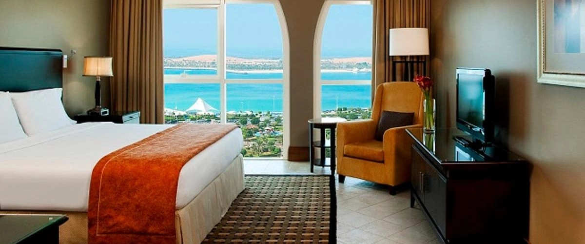 Sheraton Khalidiya Hotel Abu Dhabi - Editorial Review